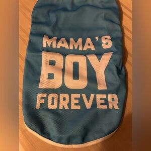 NWT untitled tee shirt in size Medium with blue and white colors